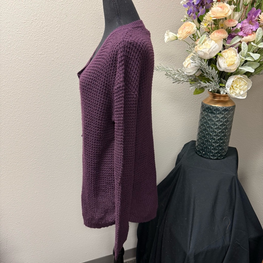 Zenana Outfitters Plum Purple Waffle Knit V-Neck Oversized Sweater Large Cozy - Picture 2 of 8